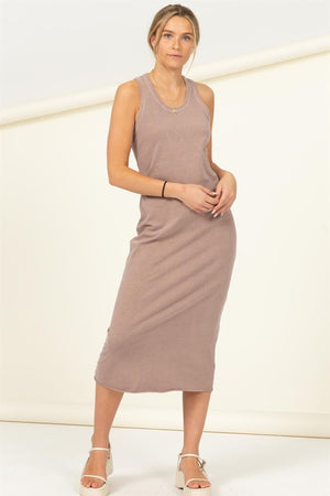 FUN DAY SLEEVELESS SHIFT MIDI DRESS