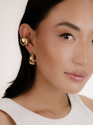 Chunky Metal Ear Cuff - Ettika