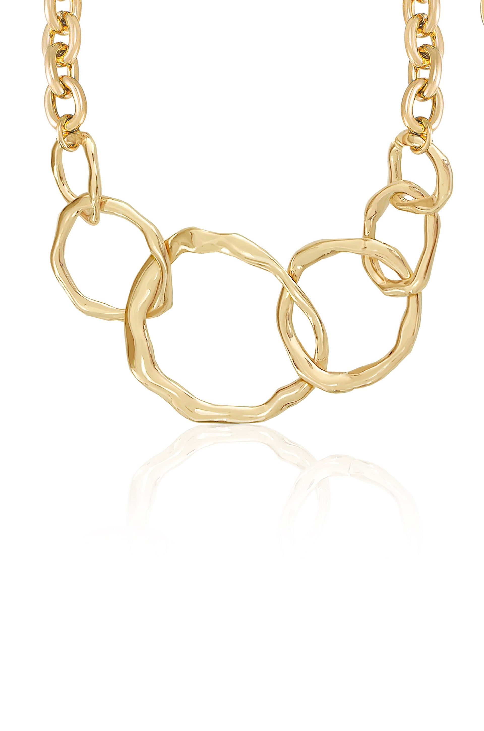 Interlocking Golden Chain Necklace