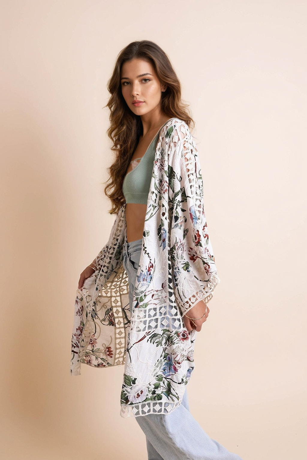 Heriloom Embroidered Kimono One Size / Ivory