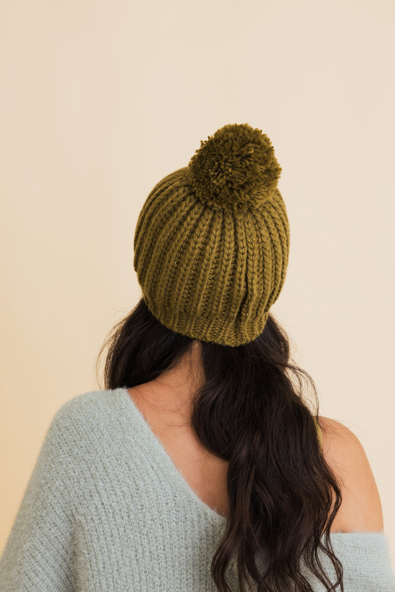 Chunky Cable Knit Pom Beanie