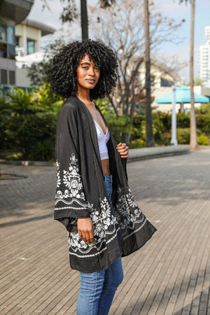 Embroidered Floral Vine Kimono Kimono Leto Collection 