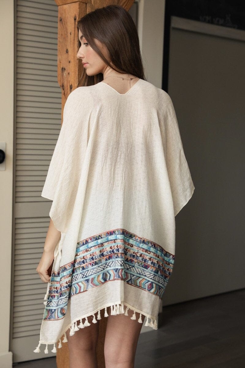 Embroidered Geometric Kimono Kimono Leto Collection Ivory 