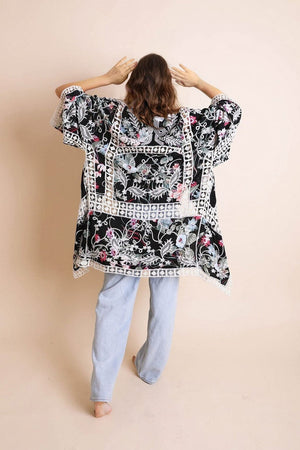 Heirloom Embroidered Kimono Leto Collection One Size Black 