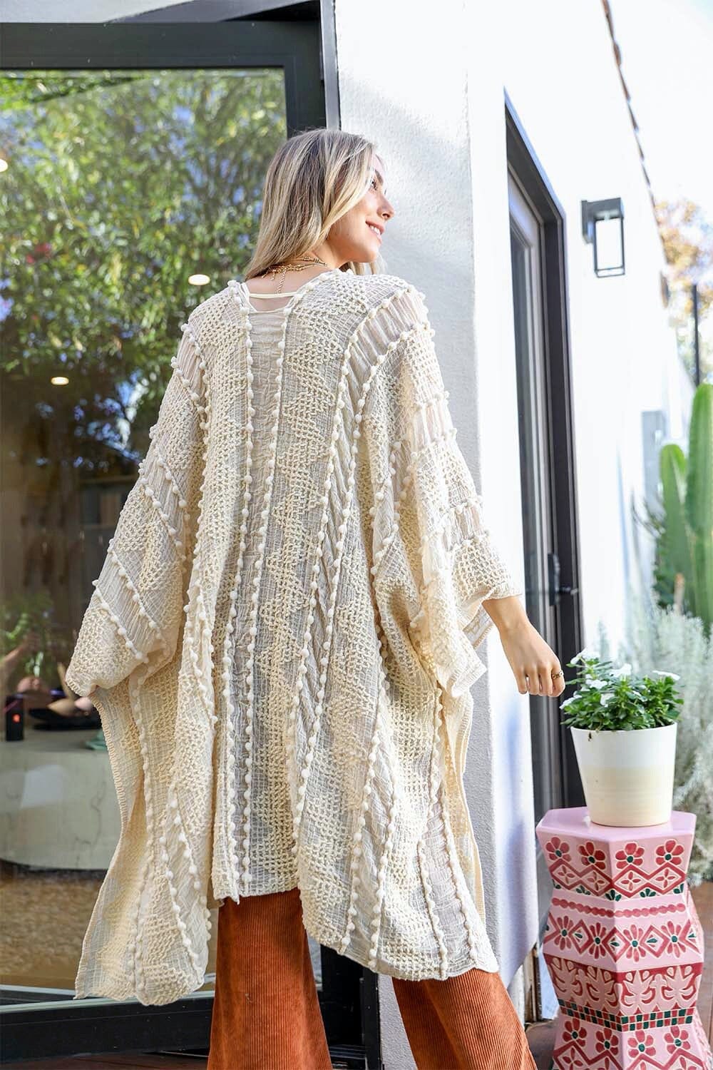 Soft Embroidered Zig Zag Kimono Kimono Leto Collection Cream 